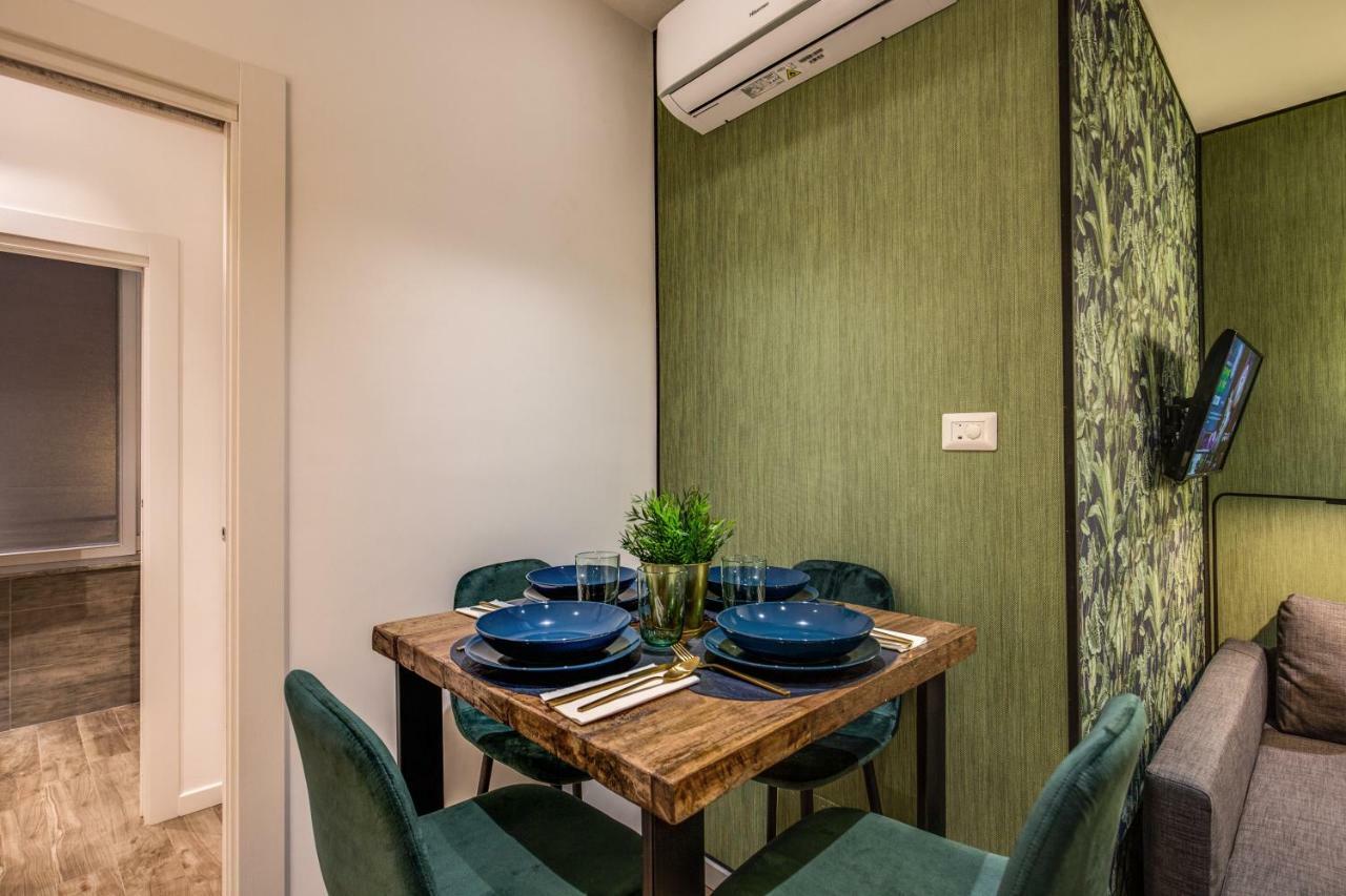 Lovely Rome Apartments - Historic City Center エクステリア 写真