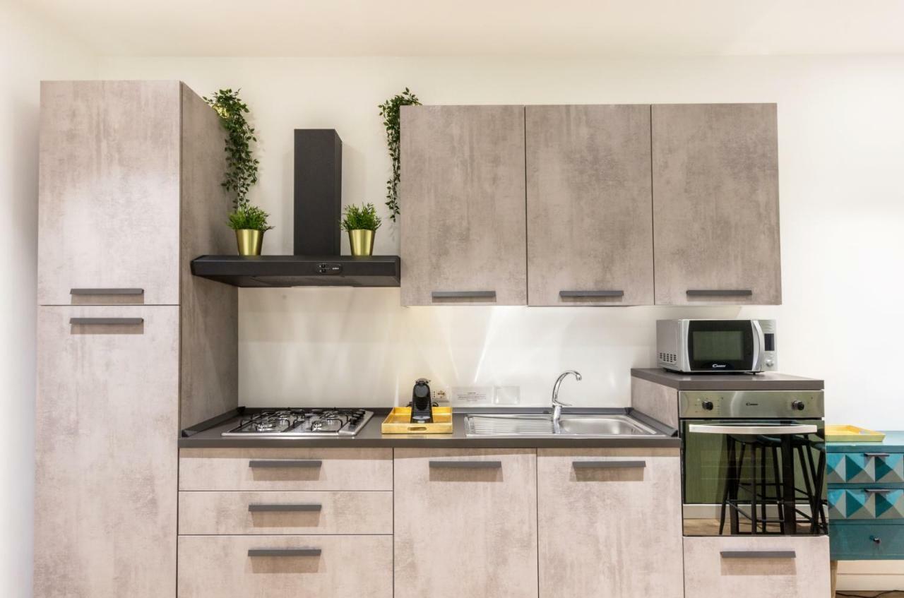 Lovely Rome Apartments - Historic City Center エクステリア 写真