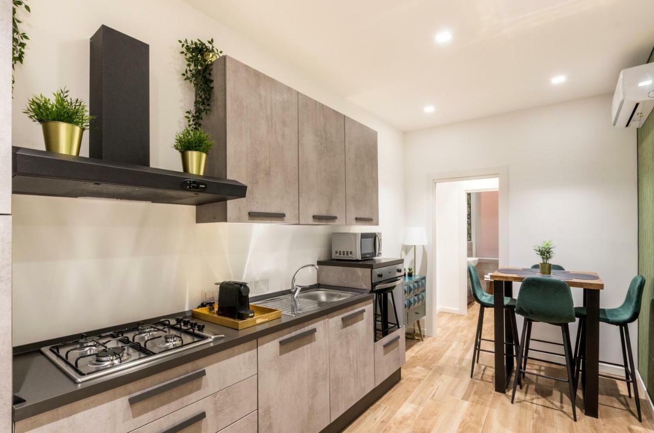 Lovely Rome Apartments - Historic City Center エクステリア 写真